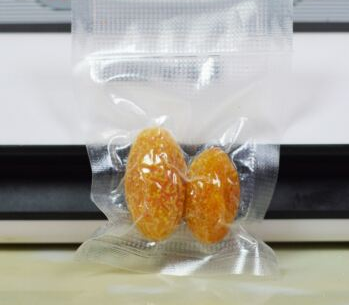 紋路真空袋和光面真空袋有什么區(qū)別？哪個貴？